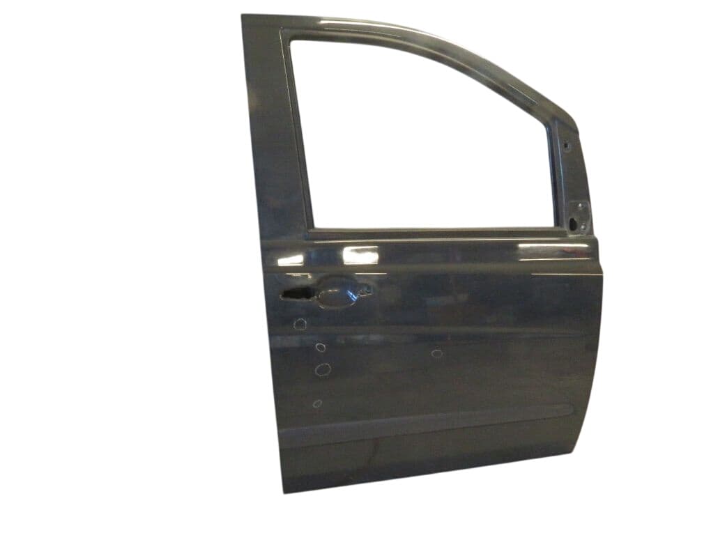 A6397201105 Door Front Right MERCEDES-BENZ VITO / VIANO (W639) (2003-2014)