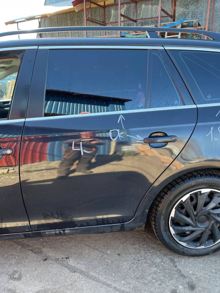 VW 1K9833055 Door Rear Left VW GOLF V (1K) (2003-2009)