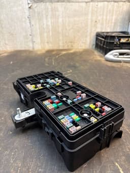 FORD PB3T14D068PLA Fuse box FORD RANGER III (TKE, PX) (2011-2023) — thumbnail 2