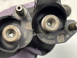 VW 0445116015 0986435357 0445116022 0445116023 0445116007 0445116008 0986435361 Fuel injector set VW TOUAREG I (7L) (2002-2010) — thumbnail 7