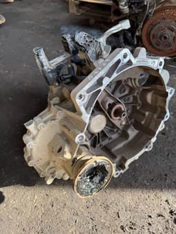 SKODA 02T300049S 02T300049SX PED Gearbox SKODA FABIA III (NJ3) (2014-2021) — thumbnail 3