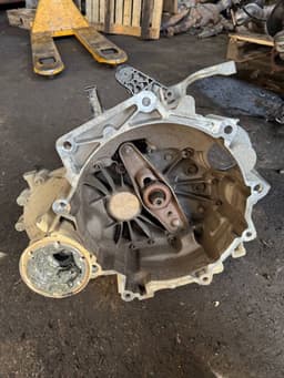 SKODA 02T300049S 02T300049SX PED Gearbox SKODA FABIA III (NJ3) (2014-2021) — thumbnail 2