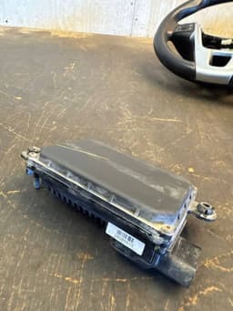 VOLVO 31678089 31471259 Distronic radar / sensor VOLVO S60 II / V60 I (2010-2018) — thumbnail 6