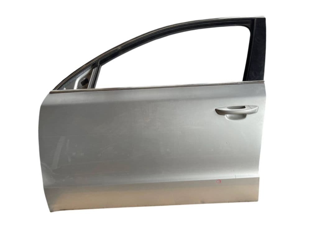 3T0831055 Door Front Left SKODA SUPERB II (3T4, 3T5) (2008-2015)