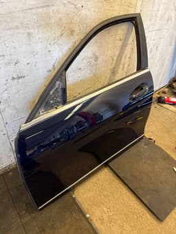 MERCEDES-BENZ Door Front Left MERCEDES-BENZ C-CLASS (W204) (2007-2013) — thumbnail 3