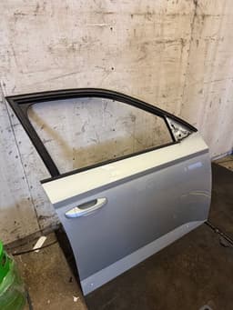 SKODA 6V0831056A Door Front Right SKODA FABIA III (NJ3) (2014-2021) — thumbnail 3