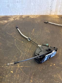 VOLVO 31301746 Door Lock Rear Right VOLVO S60 II / V60 I (2010-2018) — thumbnail 3