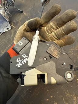 VOLVO 31301746 Door Lock Rear Right VOLVO S60 II / V60 I (2010-2018) — thumbnail 5