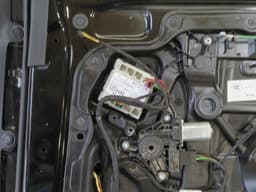 MERCEDES-BENZ A2137300205 Door Rear Right MERCEDES-BENZ E-CLASS (W213) (2016-2023) — thumbnail 8