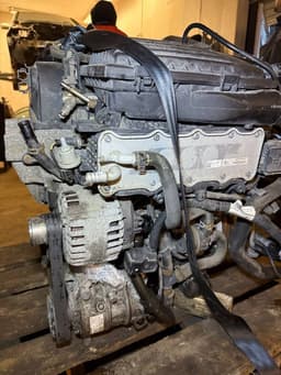 SKODA CPWA CPW 04E100035F 04E100098J 04E100035FX Engine SKODA OCTAVIA III (5E) (2012-2019) — thumbnail 3