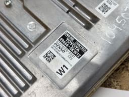 TOYOTA 2761005301 SZ276100-5301 Engine Control Unit / module (ECU) TOYOTA HILUX VIII (AN110, AN120, AN130) (2015-) — thumbnail 3