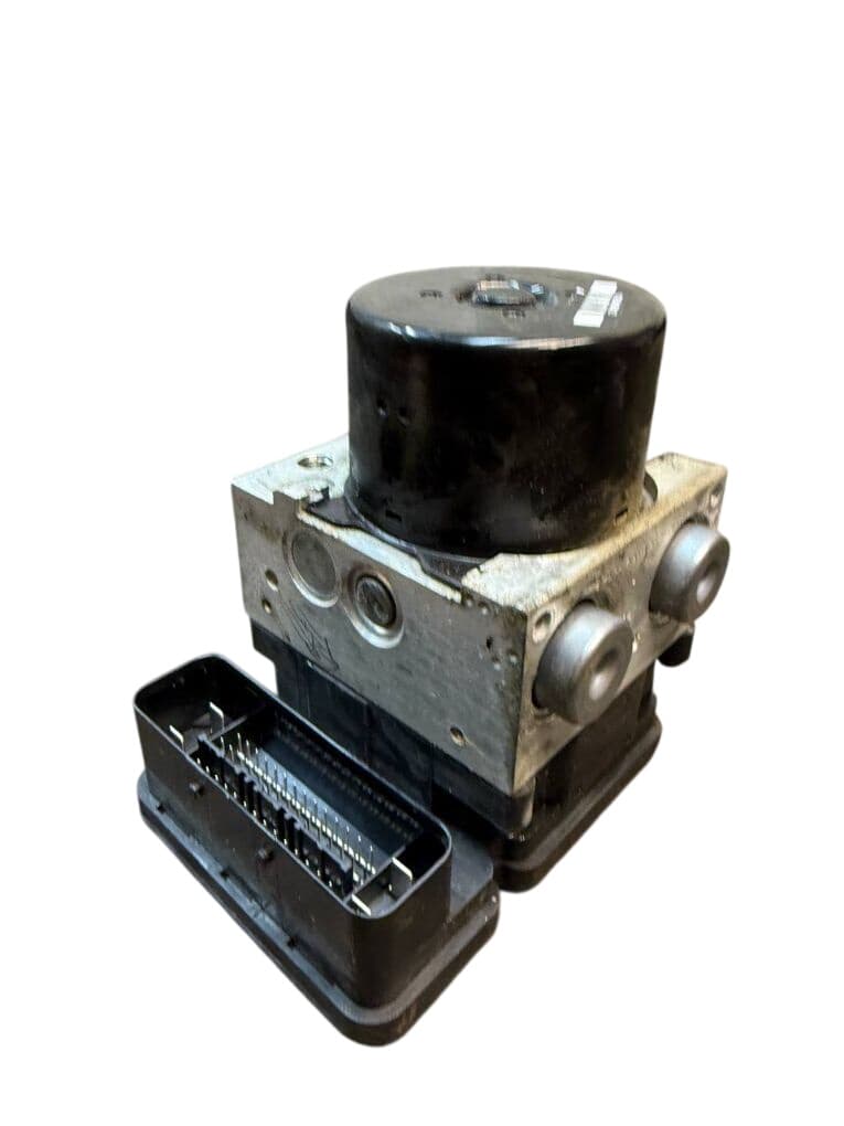 VOLVO P31317450 31317450 ABS hydraulic unit / pump VOLVO S60 II / V60 I (2010-2018)