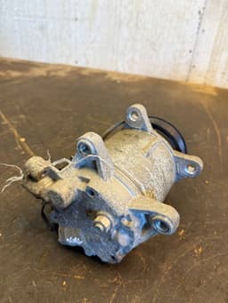 BMW 64525A3F1D2 64525A5C712 64525A3F1D1 64525A5C713 AC / aircon Compressor BMW X3 (F25) (2010-2017) — thumbnail 3