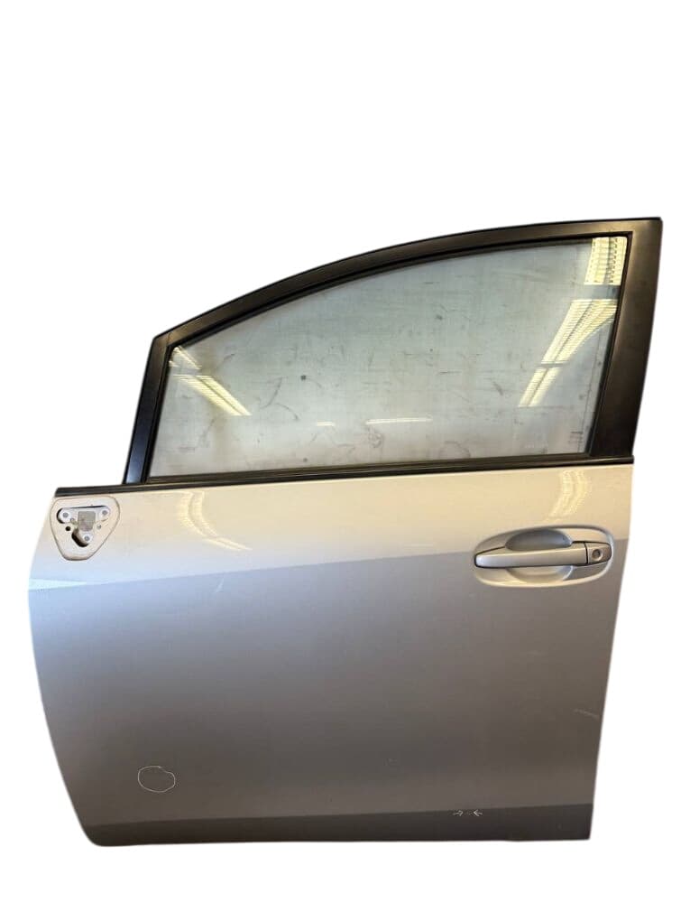 TOYOTA 670020F020 Door Front Left TOYOTA VERSO (AR20) (2009-2018)