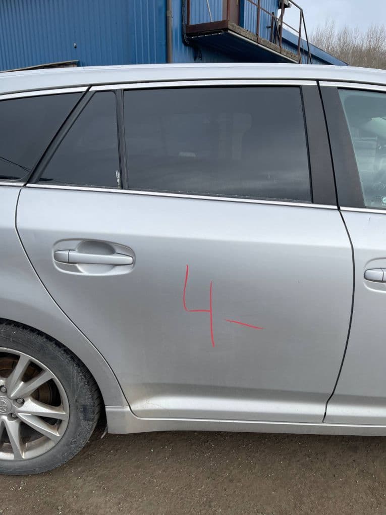 TOYOTA 6700305160 Door Rear Right TOYOTA AVENSIS (T270) (2009-2018)