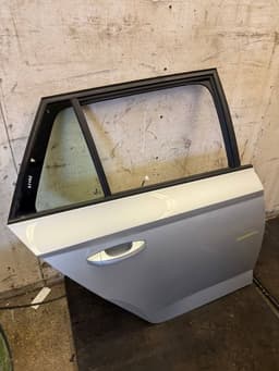 SKODA 6V9833056A Door Rear Right SKODA FABIA III (NJ3) (2014-2021) — thumbnail 3