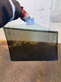 VOLVO 31385422 Door window glass rear left VOLVO S60 II / V60 I (2010-2018) — thumbnail 4