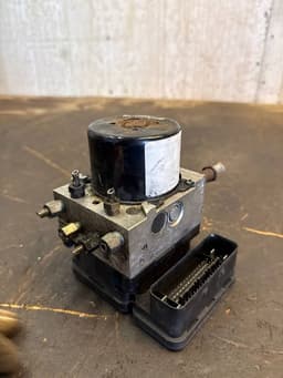 CHEVROLET 96626091CB 96626091 25092645293 25061330453 25021201904 ABS hydraulic unit / pump CHEVROLET CAPTIVA I (2006-2018) — thumbnail 2