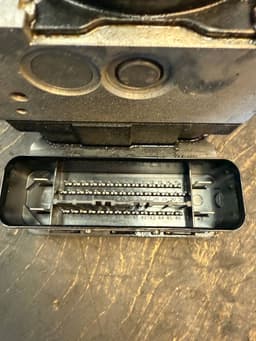 MERCEDES-BENZ A1729014000 1729014000 A1724313712 1724313712 A1724313912 A1724314412 A1729005214 A1729003603 ABS hydraulic unit / pump MERCEDES-BENZ C-CLASS (W204) (2007-2013) — thumbnail 5
