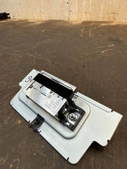 FORD N1WT19K351AD Aerial amplifier / control unit FORD RANGER III (TKE, PX) (2011-2023) — thumbnail 2