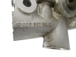 MERCEDES-BENZ A2203200858 Air suspension valve block MERCEDES-BENZ SL-CLASS (R230) (2001-2012) — thumbnail 2