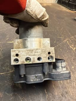 BMW 34516865860 6865860 34526865862 6865862 34516856841 6856841 6856838 ABS hydraulic unit / pump BMW 5 (F10, F11) (2010-2017) — thumbnail 6