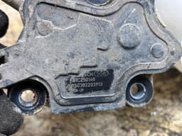 VW 5Q0198975 AdBlue Pump VW PASSAT B8 (3G) / ALLTRACK (2014-2023) — thumbnail 4