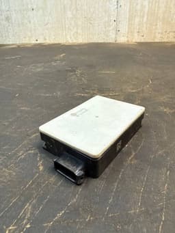 MERCEDES-BENZ A0009050210 A0009050210 A0009024604 A0065428118 BLIND SPOT radar sensor MERCEDES-BENZ C-CLASS (W204) (2007-2013) — thumbnail 2