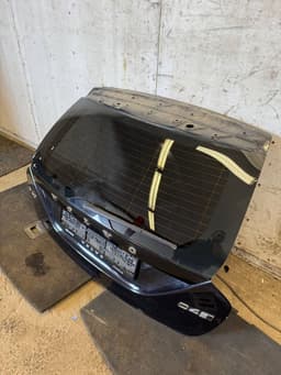 VOLVO 31457729 Bootlid / tailgate VOLVO S60 II / V60 I (2010-2018) — thumbnail 2