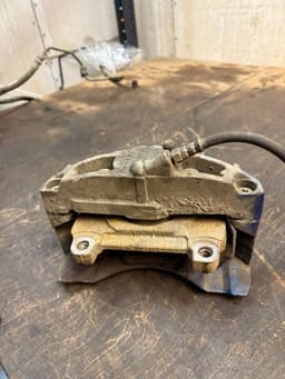VOLVO 36000375 36000376 8603758 31200229 30769057 Brake caliper front set VOLVO S60 II / V60 I (2010-2018) — thumbnail 7