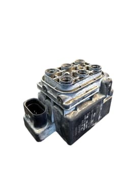 AUDI 7L0698014 7L0698014C Air suspension valve block AUDI Q7 (4L) (2006-2015) — thumbnail 1
