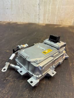 VOLVO 31407201 Alternator Voltage Regulator VOLVO S60 II / V60 I (2010-2018) — thumbnail 2