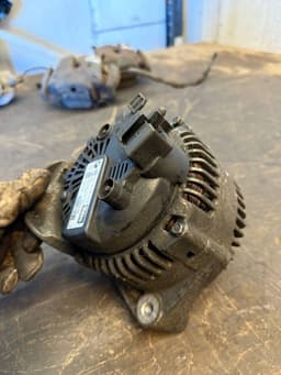 BMW 7796125 12317801173 12317796125 Alternator BMW X5 (E70) (2007-2013) — thumbnail 6