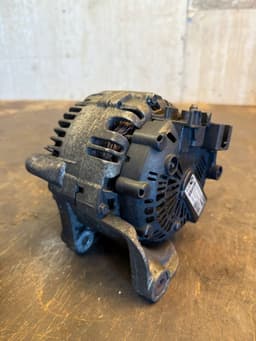 BMW 7796125 12317801173 12317796125 Alternator BMW X5 (E70) (2007-2013) — thumbnail 4