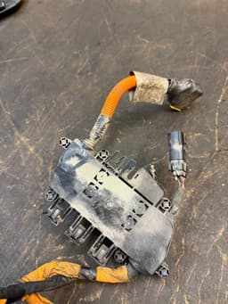 VOLVO 31343541 Battery charger VOLVO S60 II / V60 I (2010-2018) — thumbnail 8