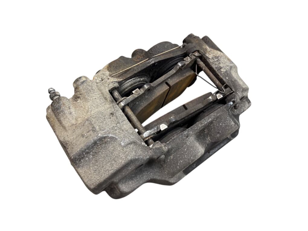 4775060300 Brake caliper Front left TOYOTA LAND CRUISER 150 (2009-2021)