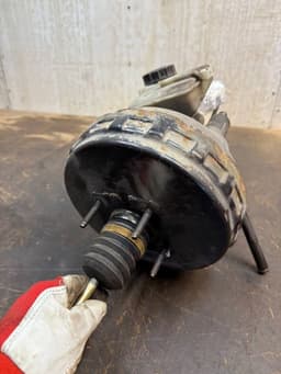 VOLVO 30714320 P30714320 Brake Servo VOLVO V70 II / XC70 I (P80) (2000-2007) — thumbnail 4