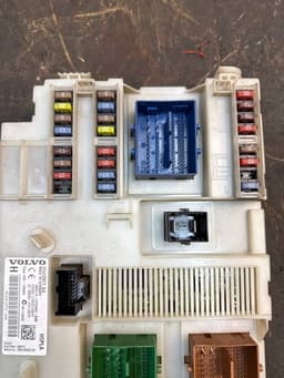 VOLVO 31412971 Body control module (BCM) VOLVO V70 III (BW) (2007-2016) — thumbnail 5