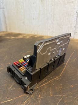VW 2E0937615 2E0937615B 2E0909049BA 2E0937025AK Body control module (BCM) VW CRAFTER I (2E) (2006-2016) — thumbnail 3