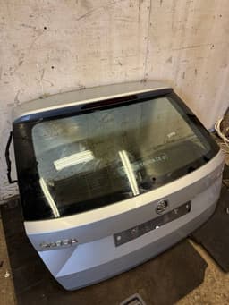SKODA 6V9827025E 6V9845049A Bootlid / tailgate SKODA FABIA III (NJ3) (2014-2021) — thumbnail 3