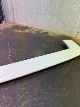 VOLVO 08698054 Bootlid / tailgate spoiler VOLVO S40 / V50 / C30 / C70 (MS, MW) (2004-2012) — thumbnail 3