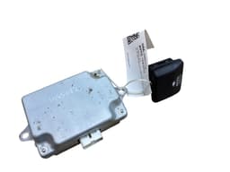 TOYOTA 8621071010 Control units, other TOYOTA HILUX VIII (AN110, AN120, AN130) (2015-) — thumbnail 1