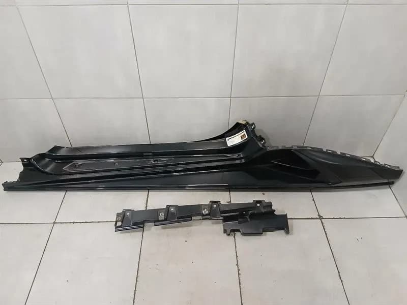 Lamborghini Huracan LP640 EVO SPYDER side skirt 4T0853533 left side skirts