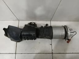 PORSCHE Porsche Taycan 9J shock absorber front 9J1616037C shock absorber front left left — thumbnail 1