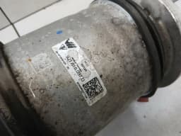 PORSCHE Porsche Taycan 9J shock absorber front 9J1616037C shock absorber front left left — thumbnail 5