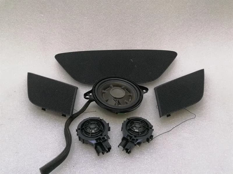 AUDI Audi R8 4S RWS speakers 8V0035399C speakers 4S0035453 speaker covers