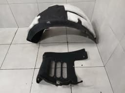 FERRARI Ferrari California F149 08-14 wheel arch liner 69749300 rear RH wheel arch cover — thumbnail 1