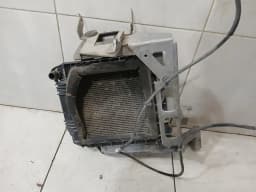 MERCEDES-BENZ Mercedes GLS63 AMG Front Left Radiator A0995005903 Water Cooler Front Left — thumbnail 4