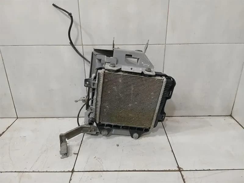 Mercedes GLS63 AMG Front Left Radiator A0995005903 Water Cooler Front Left