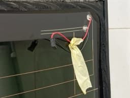 ASTON MARTIN Aston Martin DBS Superleggera AM7 18-24 Rear Screen LY53-F42006-AA Rear Window — thumbnail 7